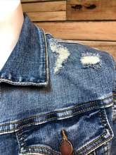 Load image into Gallery viewer, Distressed Demin Jacket with a Raw Hem
